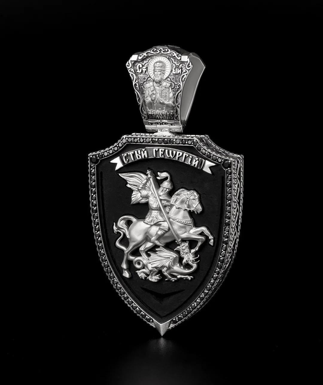 Saint George Dragon Religious Necklace, Saint George, St George Dragon, St George, Antique Religious, Antique Necklace, Dragon Pendant 526